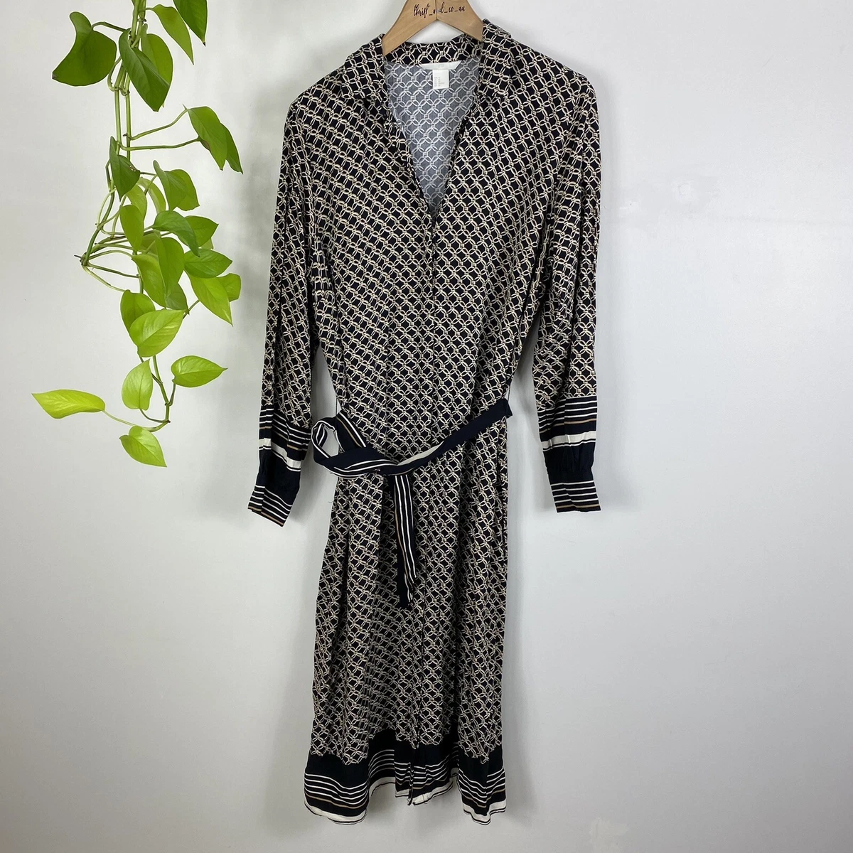 H and store m gowns