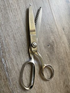Vintage Wiss Zig Zag Tailor Shears Scissors 9 ¼” USA Pat 1959190 1965443 -70408