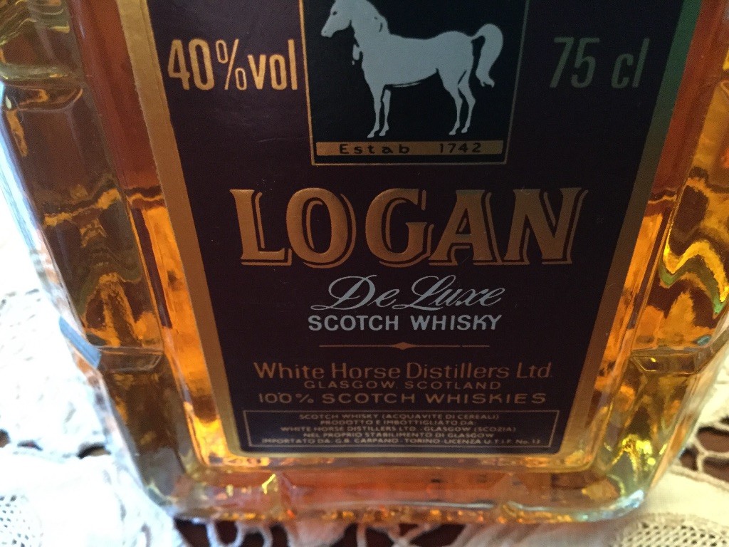 Logan Deluxe Scotch whisky White Horse Distillers Ltd Glasgow