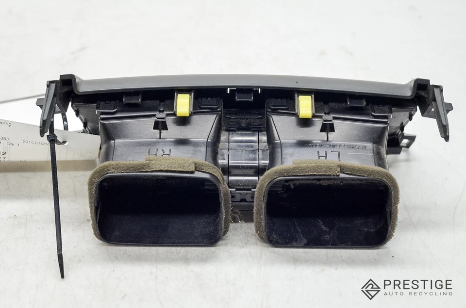 2010-2012 LEXUS HS250H DASH AC VENT FRONT CENTER 55670-75020 OEM - Изображение 3 из 4