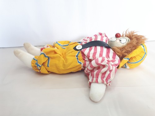 Vintage Clown 9 Zoll Stoffpuppe handbemalt Holzgesicht gestreifte Kleidung 1980er/90er GC - Bild 6 von 10