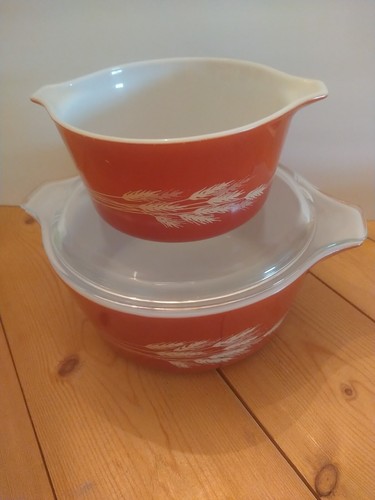 Vintage PYREX Harvest Wheat 473B, 475 B With Lid, & Mixing Bowl Lot Of 3 - Picture 2 of 14