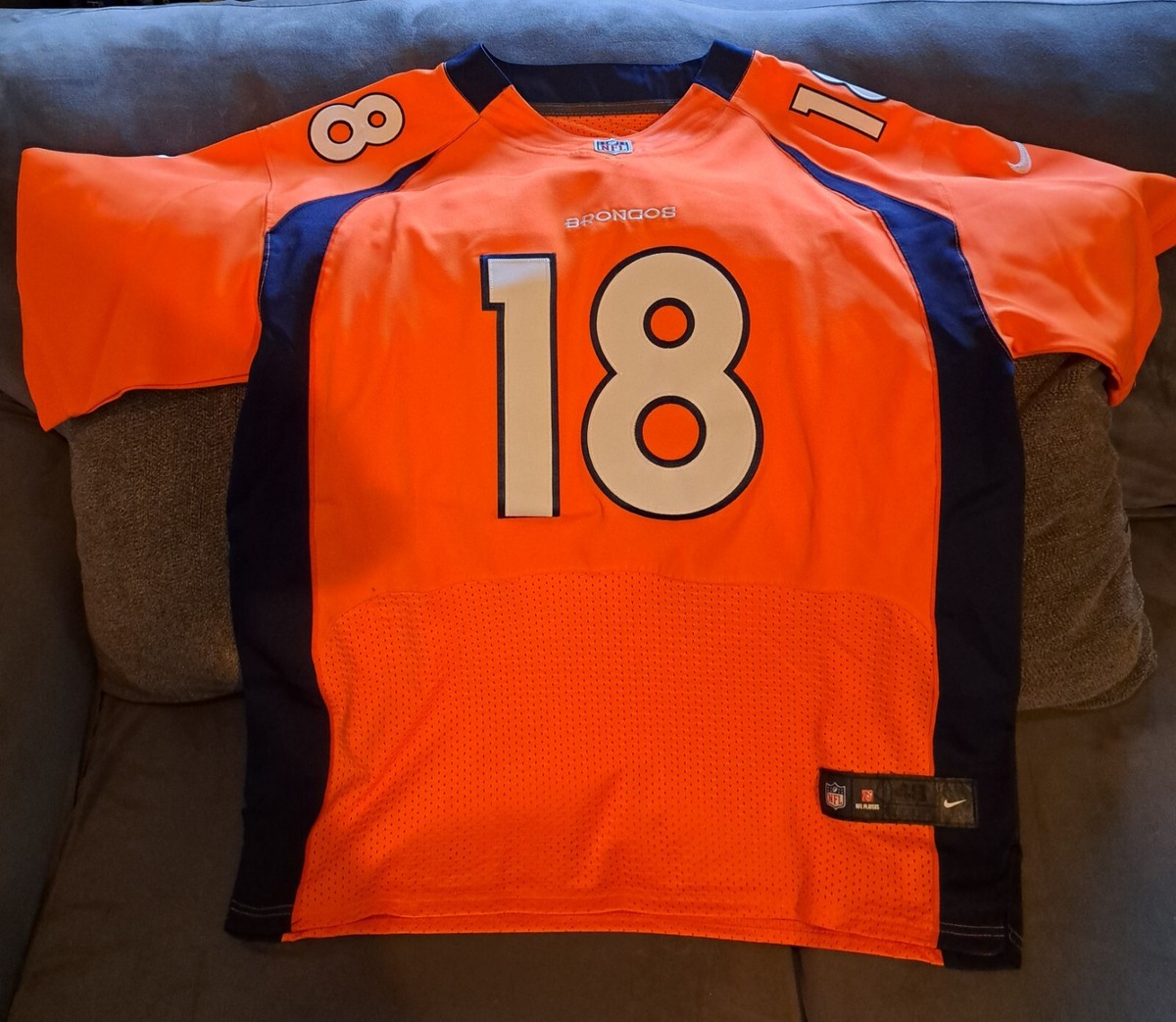 Denver Broncos Payton Manning Number 18, Size L, 48, NIKE