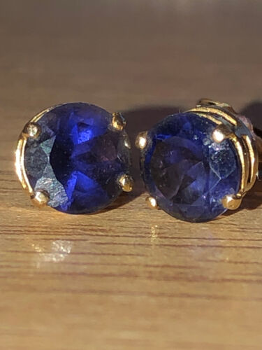 Vintage Mexican Hallmarked 10ct Gold with Solitaire Sapphire Stud Earrings - Picture 2 of 13