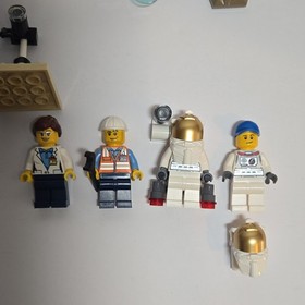 LEGO CITY Space Starter Set 60077 Complete Set 107 pcs Box Minifigures