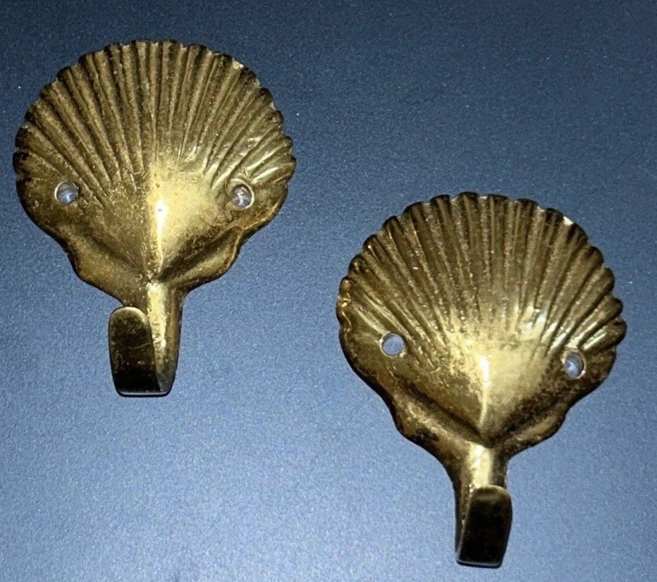 Vintage Brass Seashell Wall Hooks Lot Of 2 Beach Gold Tone
