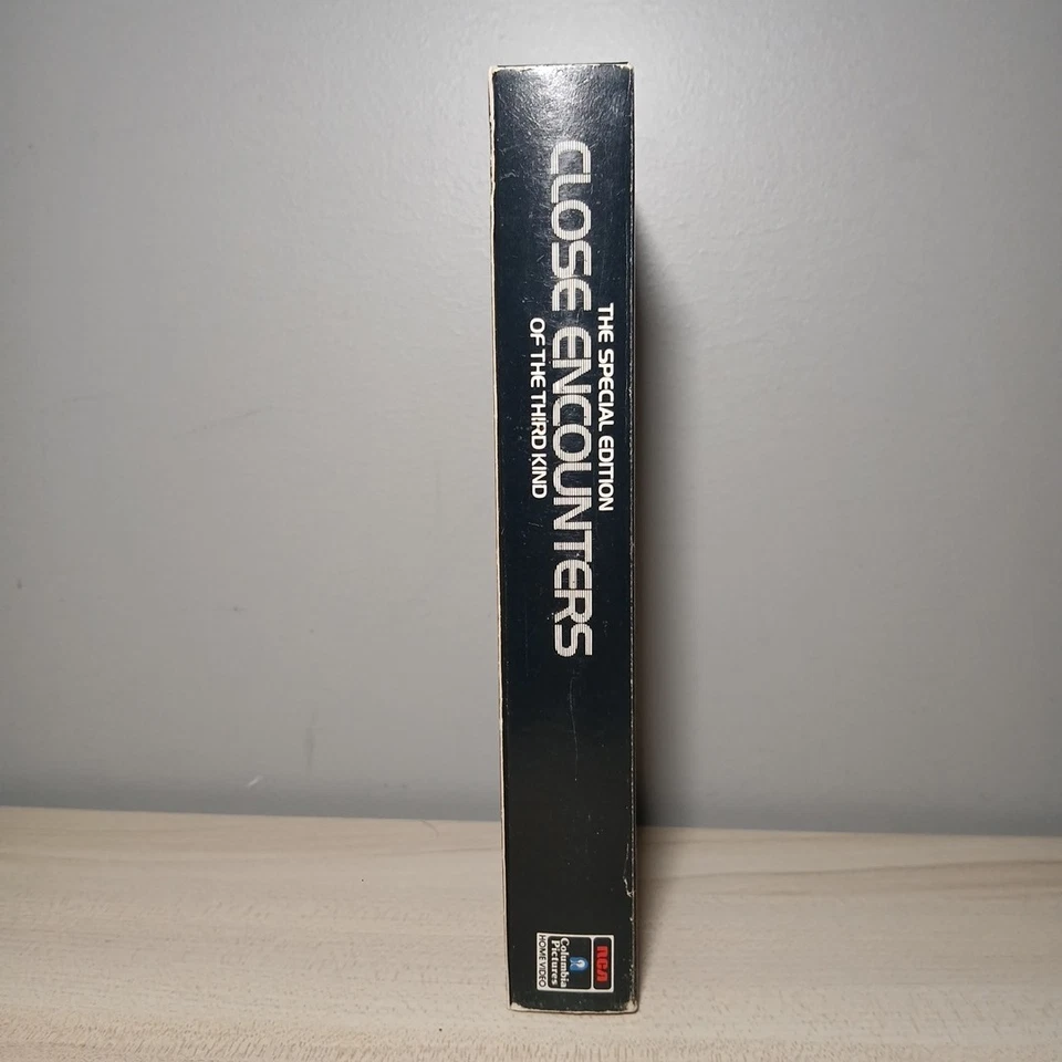 Close Encounters Of The Third Kind VHS Used Full Flap RCA Side Load RARE Horror - Image 3 of 4