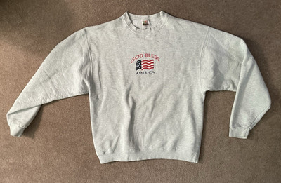 Men's Fruit of the Loom  Sweatshirt  Size XL  Gray  ''God Bless America''