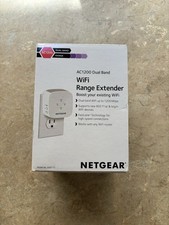 NETGEAR AC1200 WiFi Range Extender - White