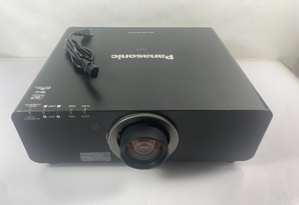 Panasonic DLP Large Venue Projector PT-DZ770UK WUXGA 1920x1200 DLP 1080P @900Hrs - Image 2 of 4