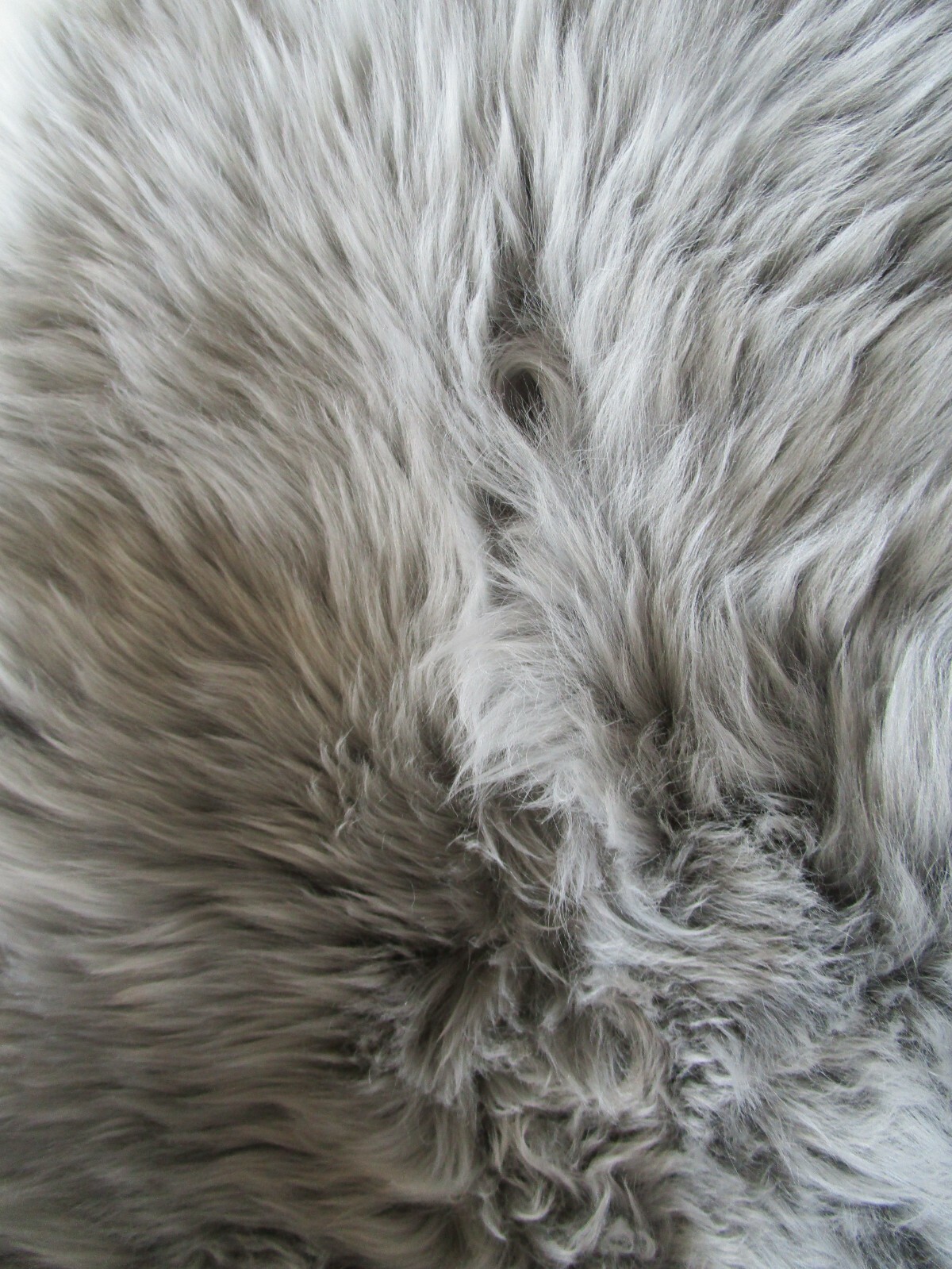  Pottery Barn  Sheepskin  gray grey  2 X 6  rug New with issue 