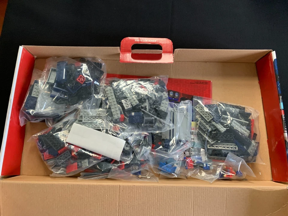 Hasbro Kre-o Transformers Optimus Prime 30689 Action Figure Complete Unused (L) - Image 2 of 4