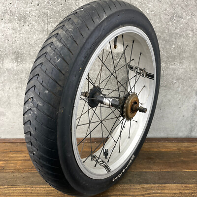 激レア Schwinn Sting-Ray wheel tire