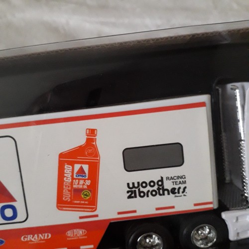 NascaR Racing Champions 1/64 Scale - Racing Team Transporter 50th anniversary - Picture 4 of 8