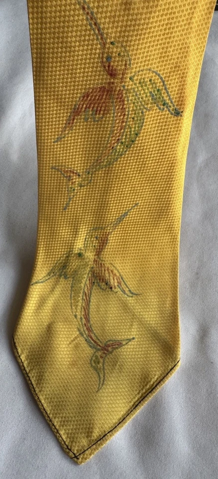 Corbata vintage pintada a mano pez espada amarillo soleado, azul teniente, rojo para hombre 3,5x 48 Foto 3 de 4