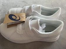 Asics Men White Sneakers 8.0US Nurse Walker Unused Athletic Shoes