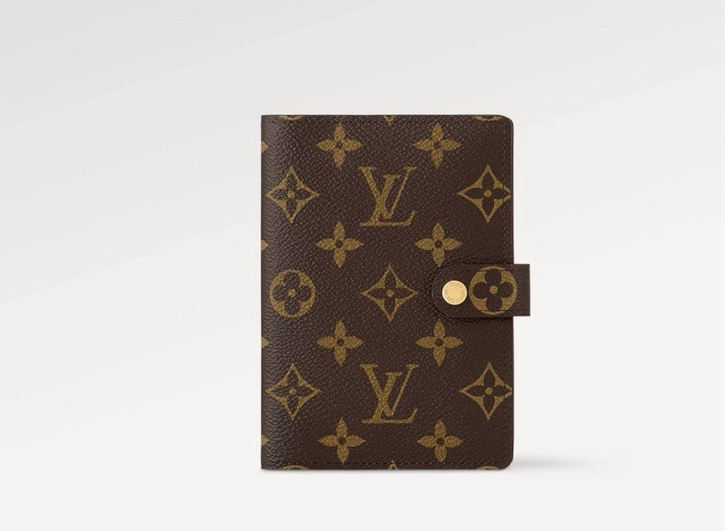 Louis Vuitton Small Ring Agenda Cover Monogram - Brown (R20005) MSRP:  $505.00