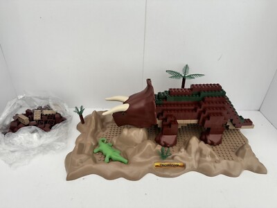 Vintage RARE 1993 Mega Bloks Triceratops Building Blocks Set - See Details