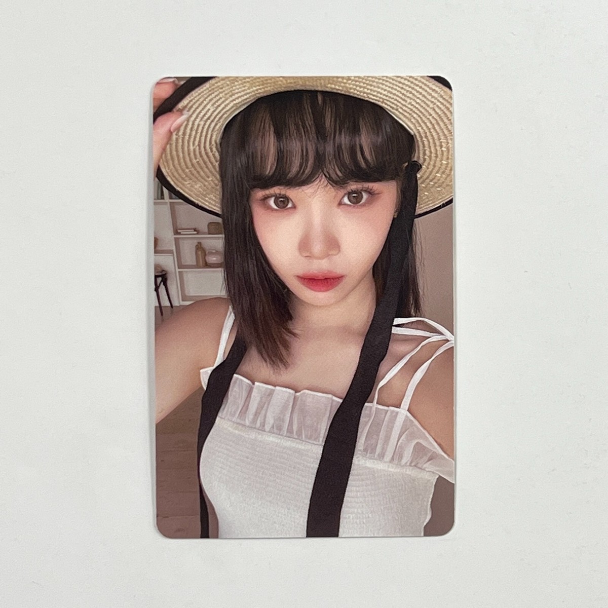Le Sserafim Season's Greetings Class of 2023 Photocard ID Photo