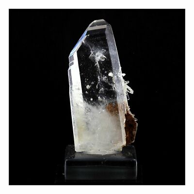 Quartz. 144.0 ct. Vizille, Isère, France..