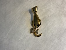 Cat Backside With Curve Tail Pin Brooch
