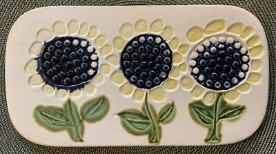 BENNINGTON POTTERS :: MCM 11 1/2  ART TILE WALL  Sunflower Trio  VERMONT USA