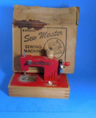 Kay-an-ee Sew Master Miniature Sewing Machine US. Zone Germany