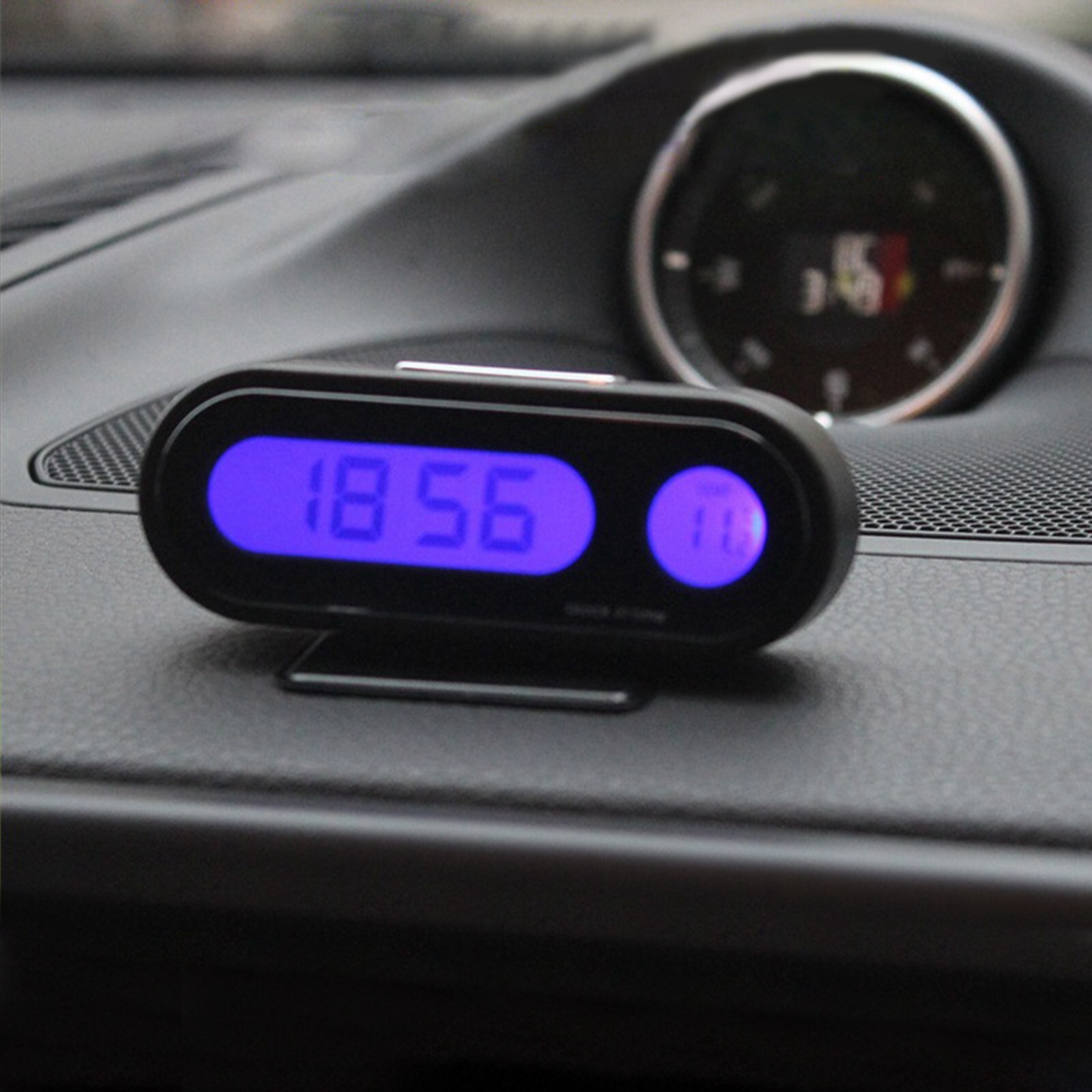 Термометр часы автомобильный цифровой Термометр часы автомобильный цифровой