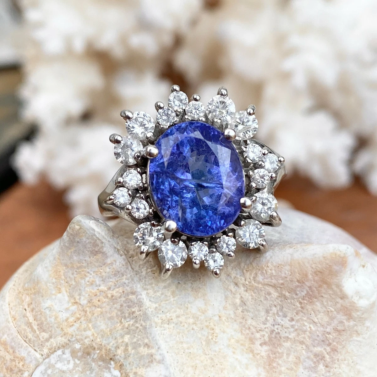Large tanzanite ring deals