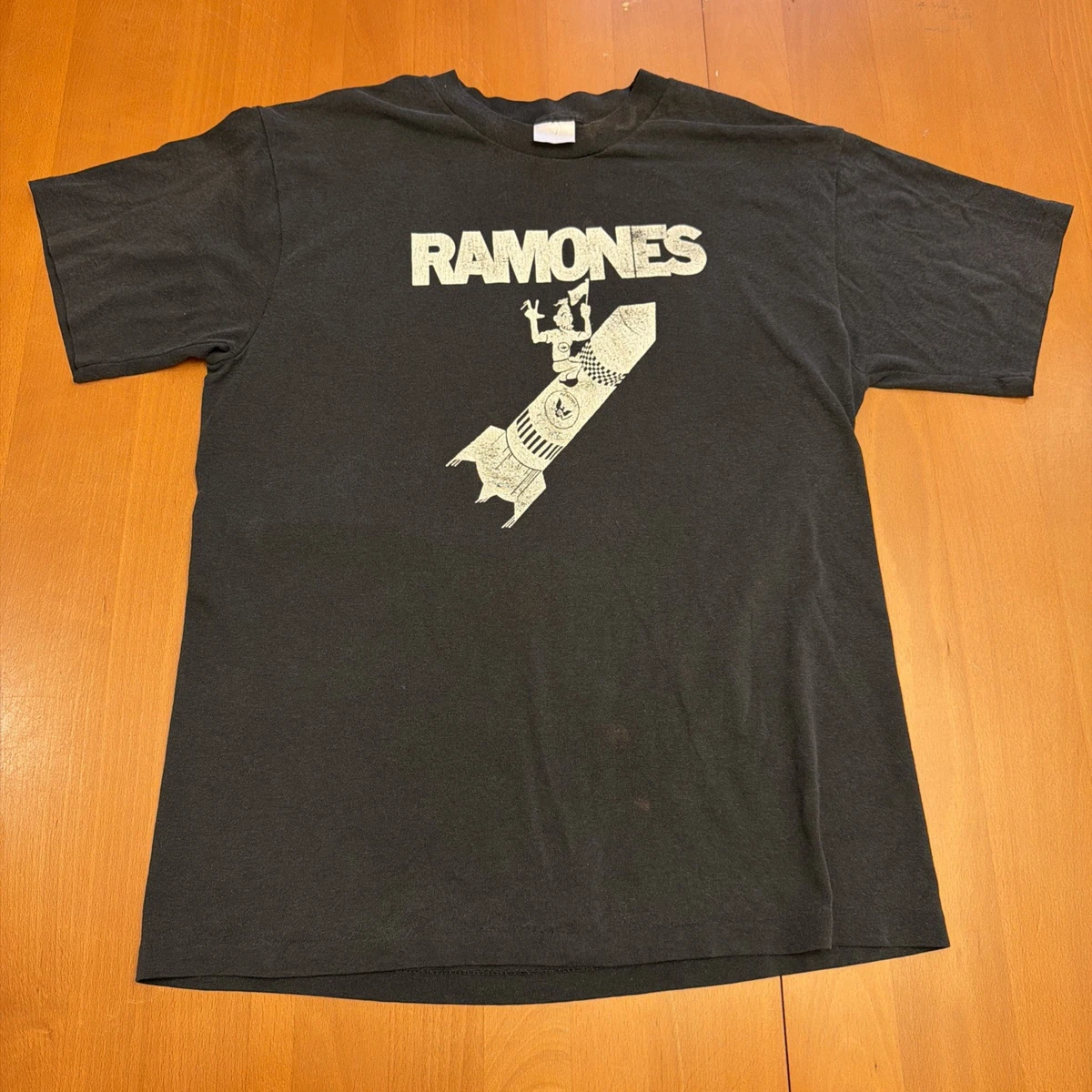 Preços baixos em Camiseta Ramones Vintage em camisetas masculinas