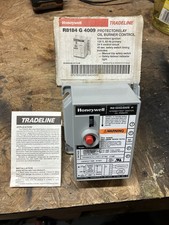 NOS In Box Honeywell R8184G4009 Protectorelay Oil Burner Control