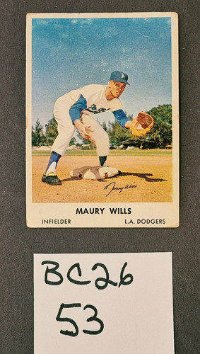 Maury Wills #30 1962 Bell Brand Dodgers card