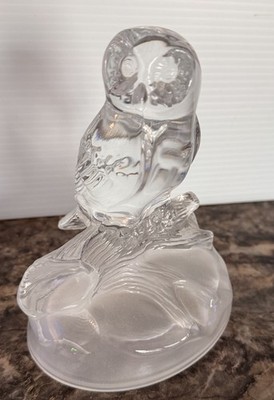 CRISTAL D'ARQUES DURAND LEAD CRYSTAL OWL FROSTED GLASS BASE FIGURINE PAPERWEIGHT