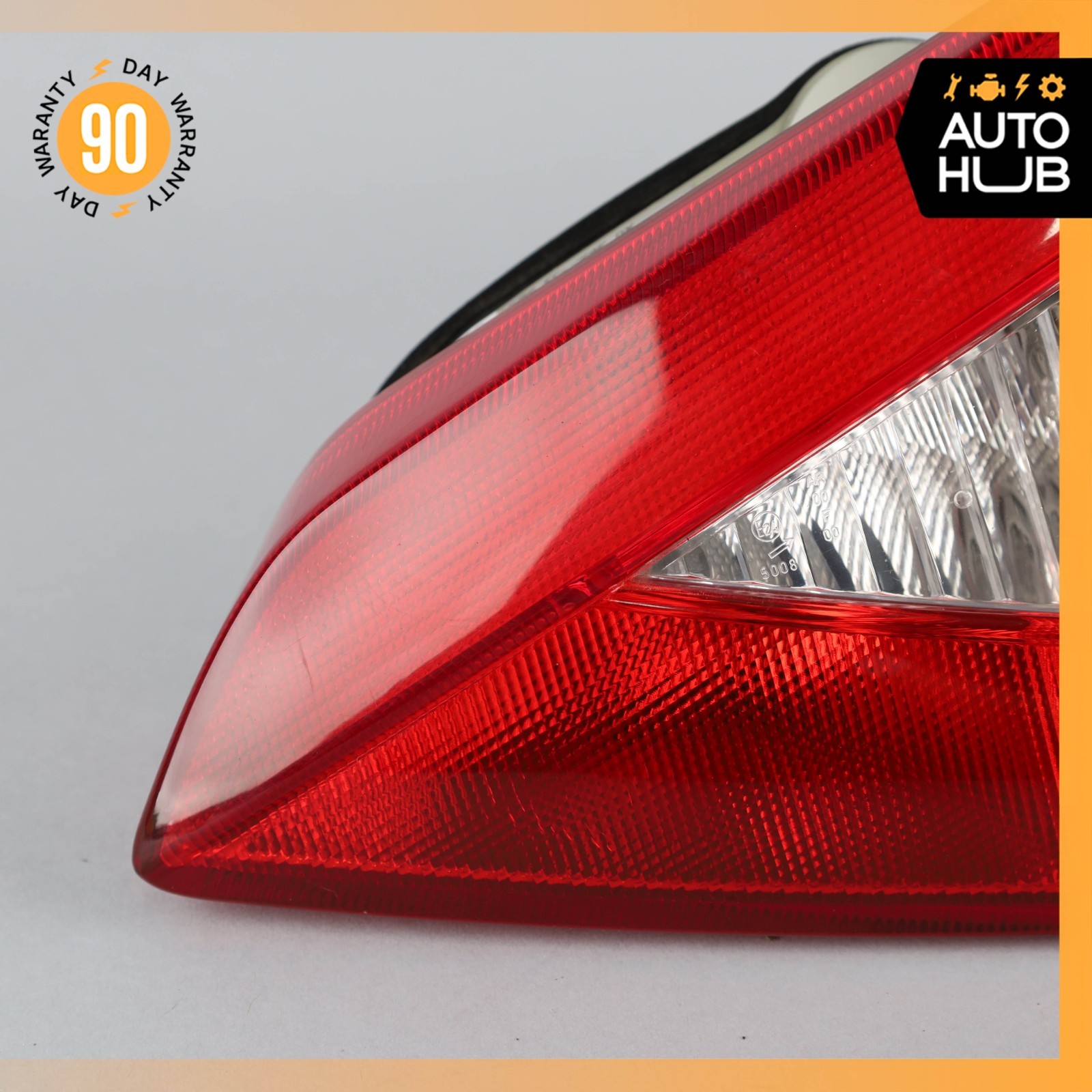 08-16 Maserati GranTurismo M145 Right Side Inner Tail Light Lamp 231568 OEM 47k