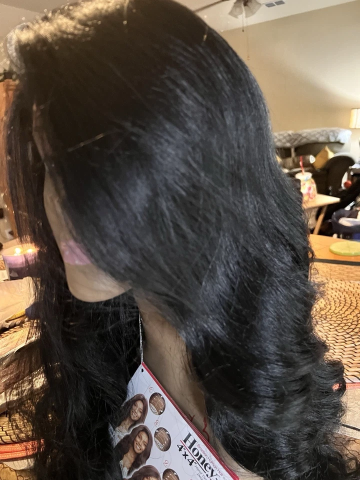 Vanessa -Brand New Lace Front Wig #1b/30 Very Soft Wig Synthetic Body Wave Wig - Image 2 of 4