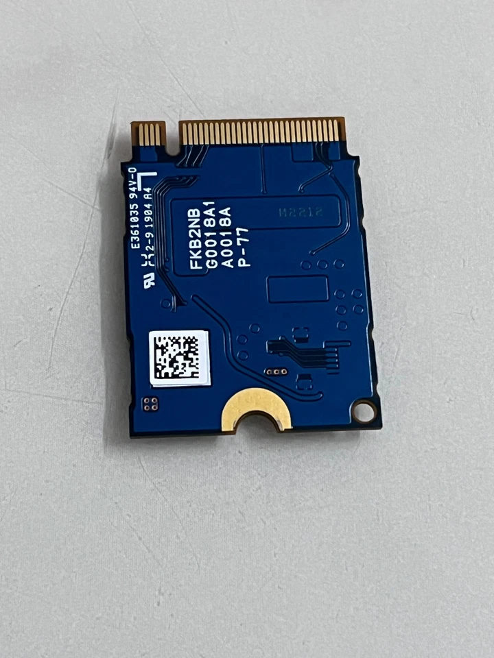 SSD KIOXIA (Toshiba) KBG40ZNS1T02 1 TB NVMe M.2 2230 PCIe 3,0 x 4 para Steam Deck Foto 4 de 4