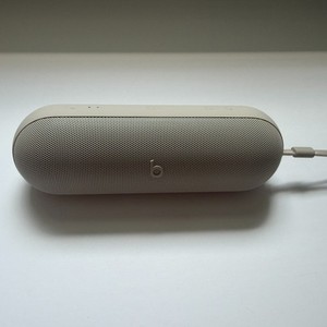 Beats Pill Kim Kardashian | eBay