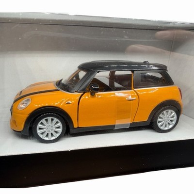 F56 MINI Cooper S Pull Back Toy Diecast Car Volcanic Orange with