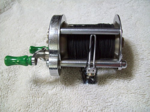 Pflüger Akron No. 1893 Vintage Casting Fishing Reel Made in