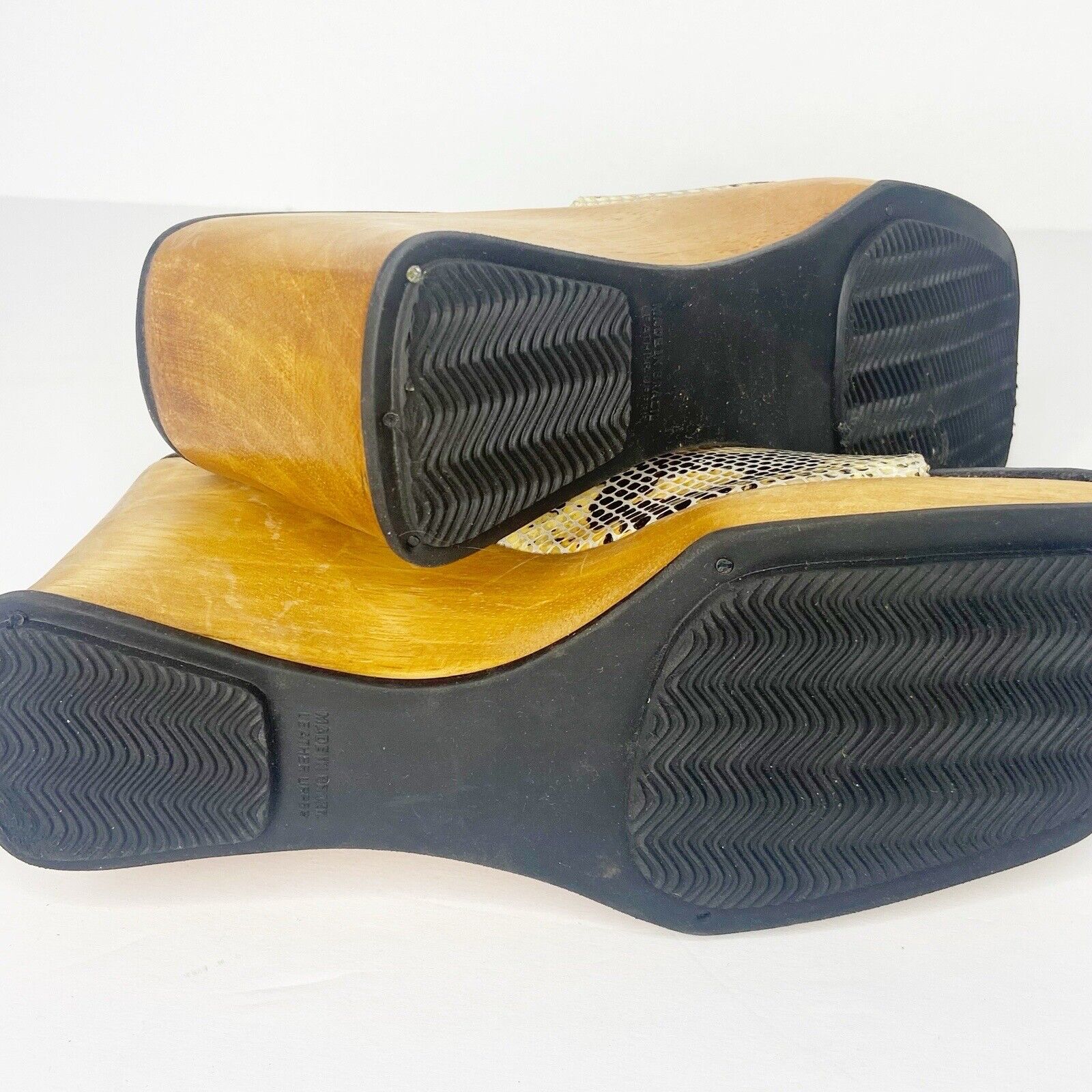 Vintage MIA Chunky Wedge Platform Sandals Snakesk… - image 7