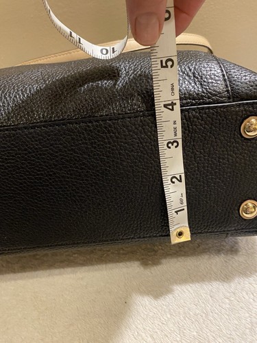 Michael Kors Black Pebbled Leather Medium Shoulder Bag Side Pockets Clean EUC - Picture 8 of 10