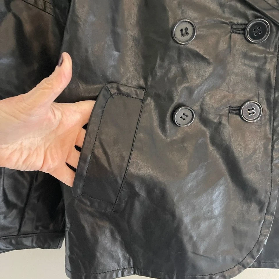 Tex by Max Azria Cropped Black Leather Blazer Jacket Size Small NWT - Image 4 of 4