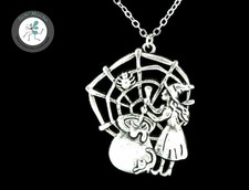Anhänger Hexe Spinne Kessel Halloween Retro Amulett Glücksbringer Geschenkidee