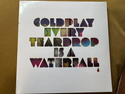 COLDPLAY - EVERY TEARDROP IS A WATERFALL - UK - 7'' SINGLE - BLUE VINYL - 2011