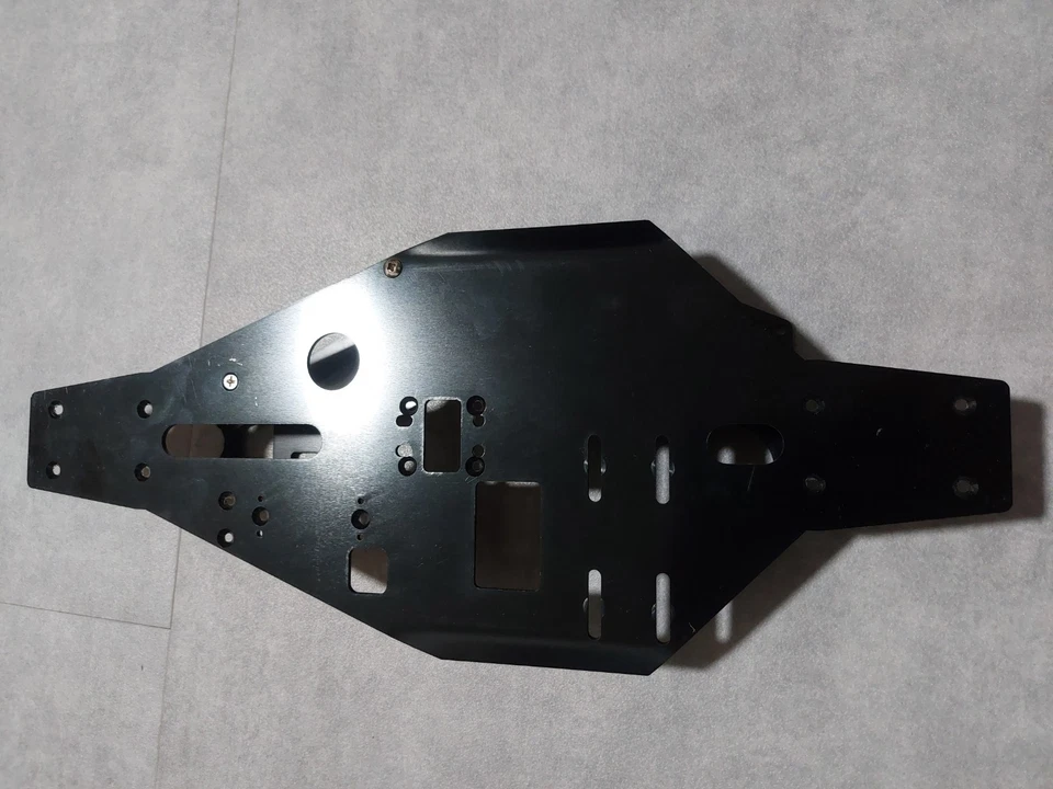 Carson P240 Chassis Grundplatte 1:10 - Bild 4 von 4