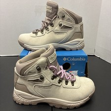 Columbia Newton Ridge Waterproof Amped Women s Size 6.5