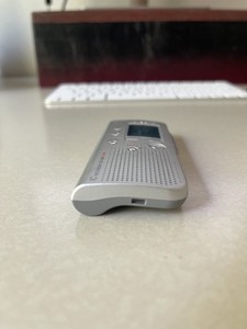 Sony ICD-B25 (16 MB, 5.5 Hours) Handheld Digital Voice Recorder