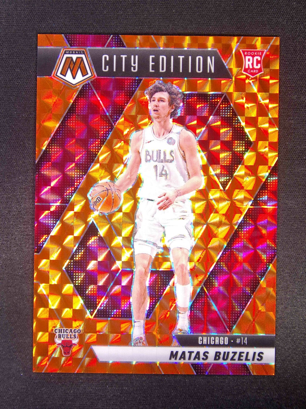 2024-25 Panini Mosaic Matas Buzelis #273 RC Rookie City Edition Orange /249