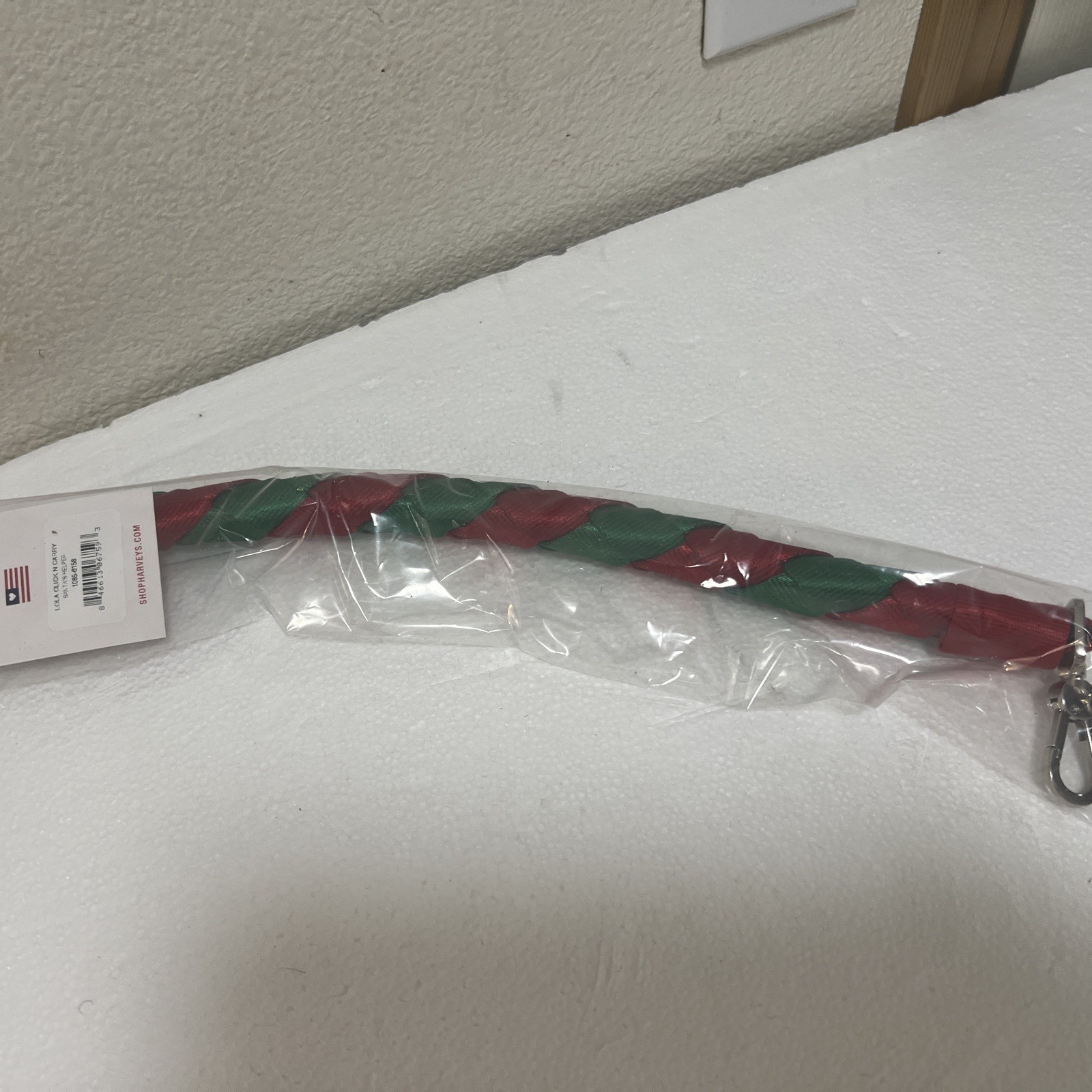 Harveys Seatbelt SANTA’S HELPER Lola CNC Click N Carry Strap- NEW
