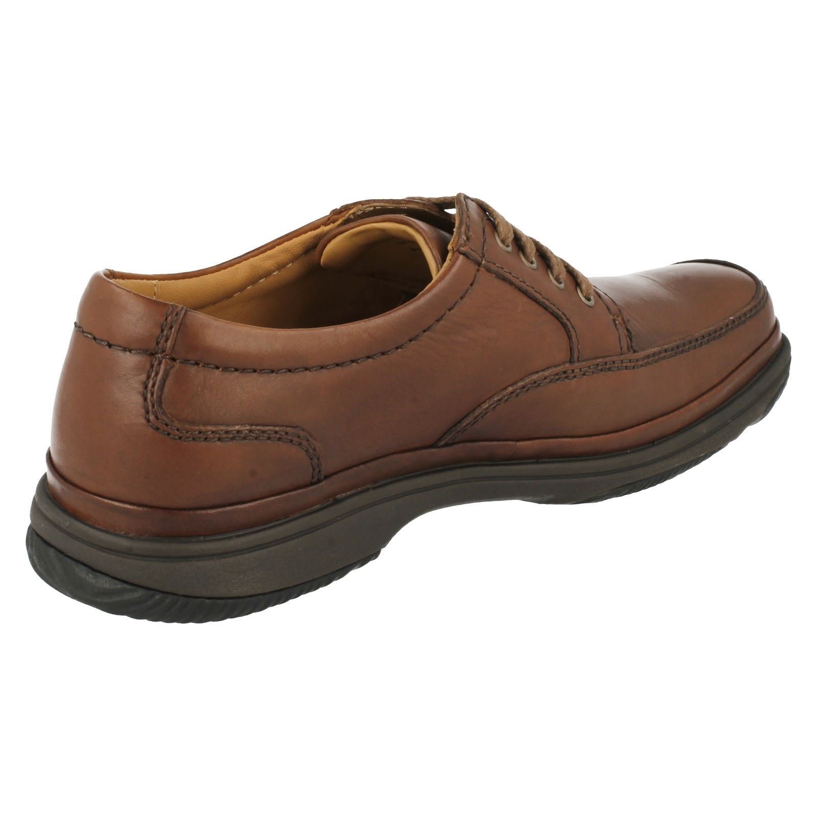 clarks wide fit mens shoes